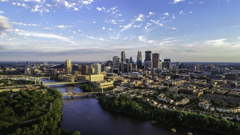 Minneapolis, MN